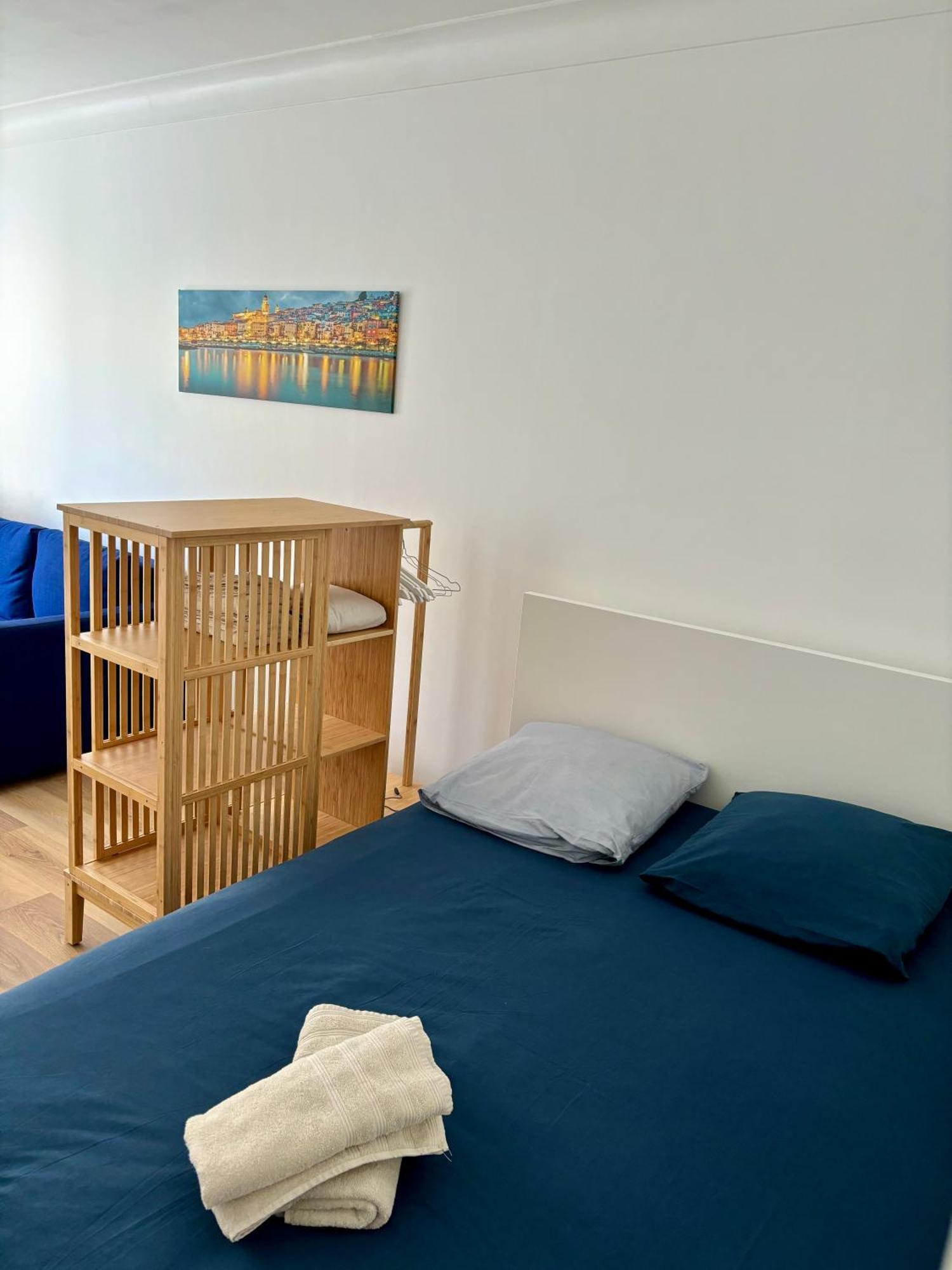 Studio 2 Etoiles A Menton Pour 4 Personnes Экстерьер фото